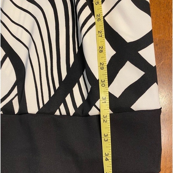 AGB black and white dress - Picture 4 of 8